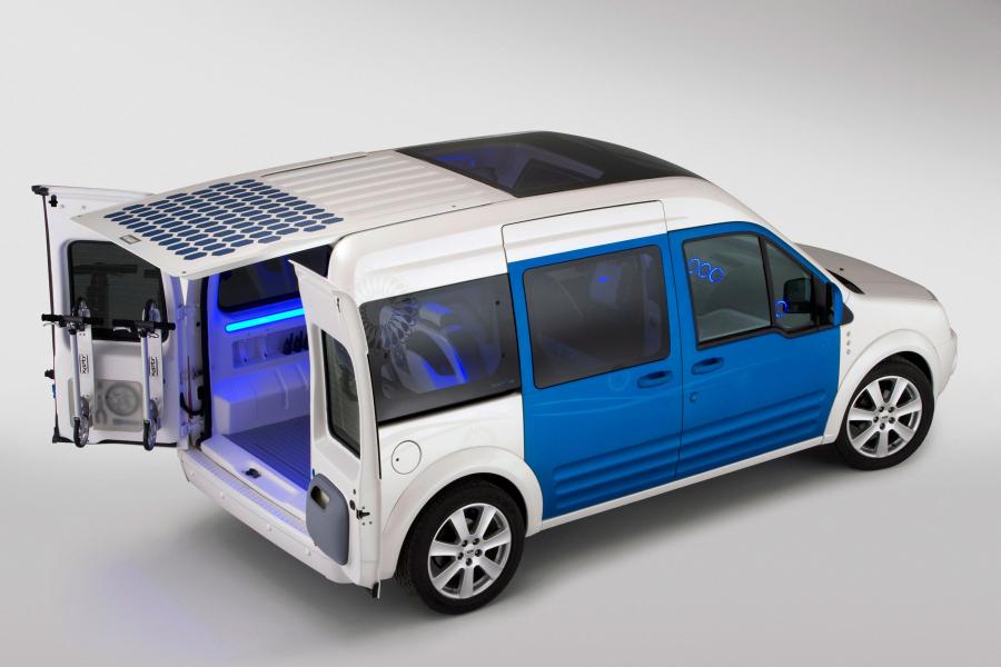  Ford Transit Connect Family One Concept 2009 года  (фото 9 из 39)